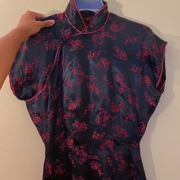 Black and Red Maxi Length Cheongsam Chinese Dress - Picture 3 of 3